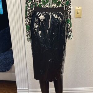 Elegant Black Pencil Skirt